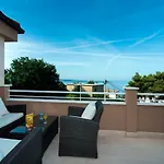 Intrada Apartment *