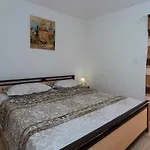Apartment Intrada