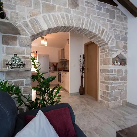 Intrada Apartment
